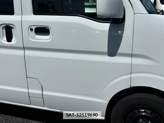 Suzuki EVERY 2020-03 7809785-9