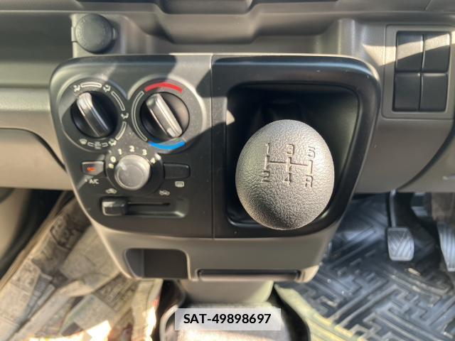 Suzuki EVERY 2018-04 7810200-6