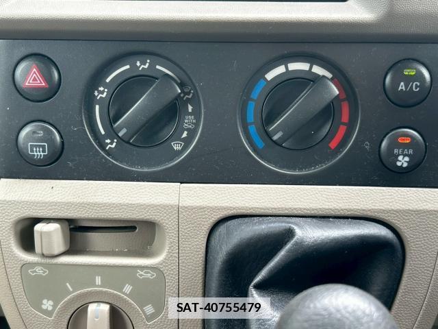 Suzuki EVERY 2013-01 7810212-3