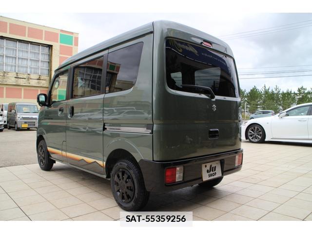 Suzuki EVERY 2025-09 7810672-12