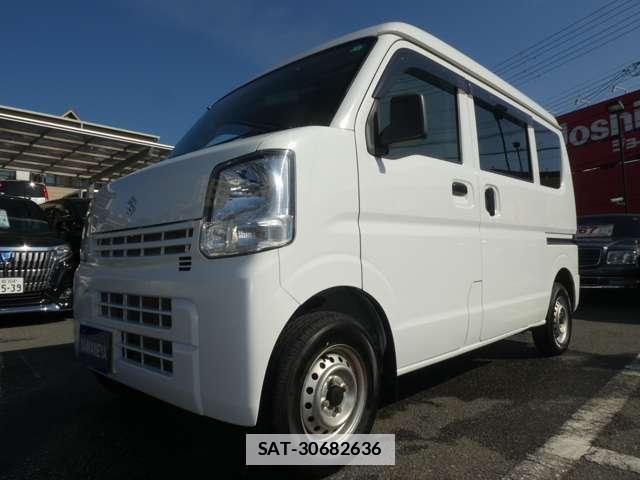 Suzuki EVERY 2017-04 7811264-14