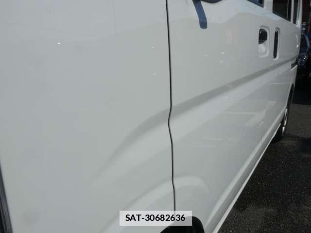 Suzuki EVERY 2017-04 7811264-17