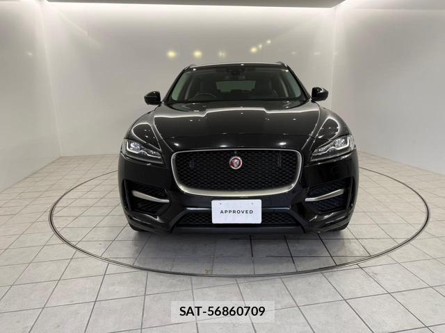 Jaguar F-PACE 2017-07 7795495-3