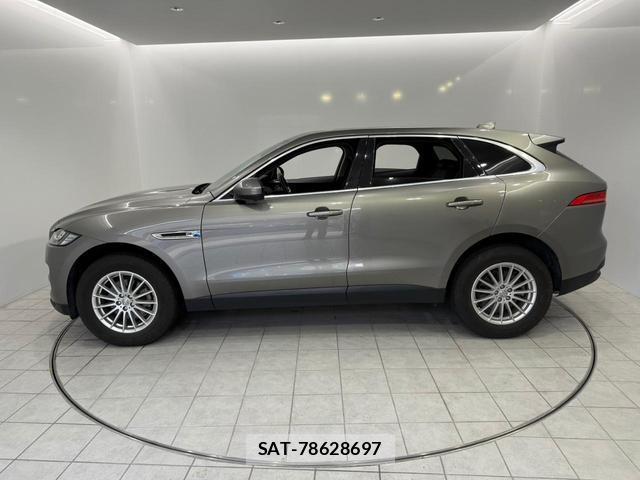 Jaguar F-PACE 2018-03 7795496-4