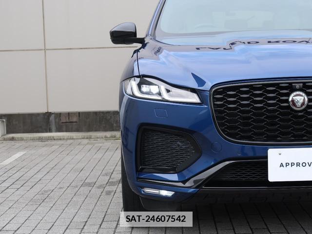 Jaguar F-PACE 2022-11 7799088-14