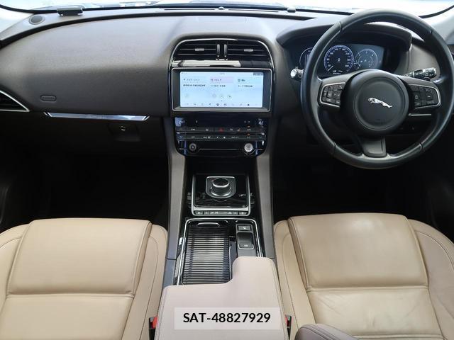 Jaguar F-PACE 2016-08 7799625-1