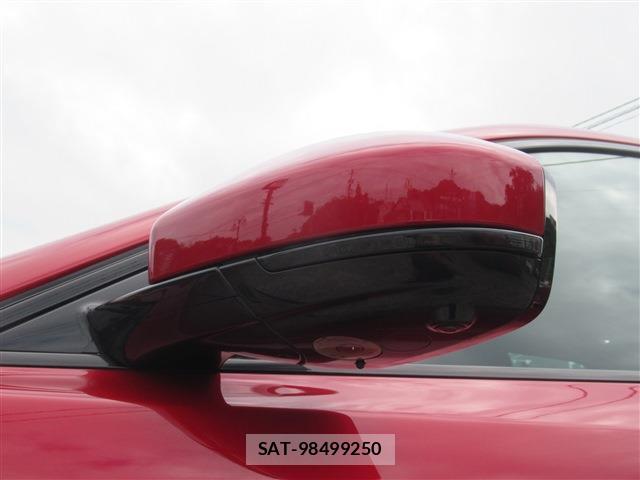 Jaguar F-PACE 2017-03 7802675-15