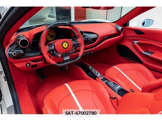 Ferrari F8 Spider 2022-09 7801783-17