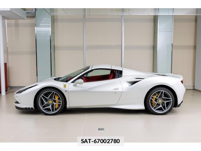 Ferrari F8 Spider 2022-09 7801783-9