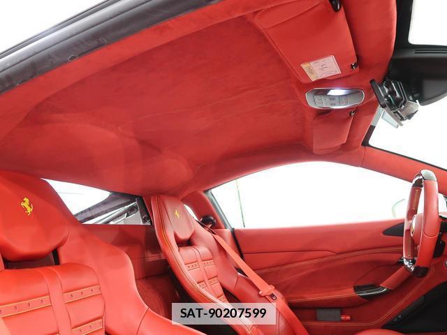 Ferrari F8 Tributo 2021-07 7801777-18