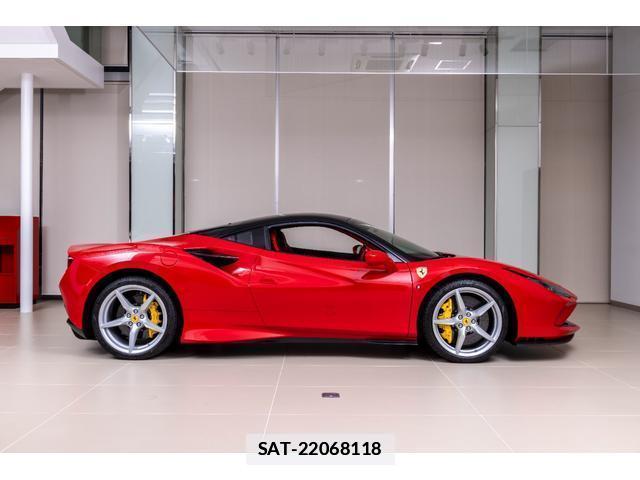 Ferrari F8 Tributo 2021-03 7801789-4