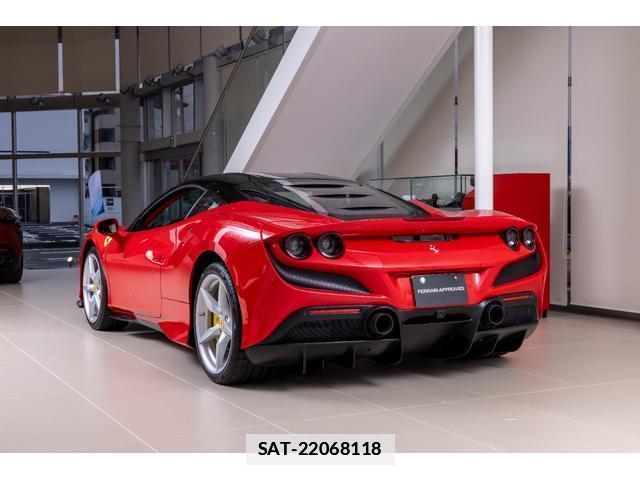 Ferrari F8 Tributo 2021-03 7801789-7