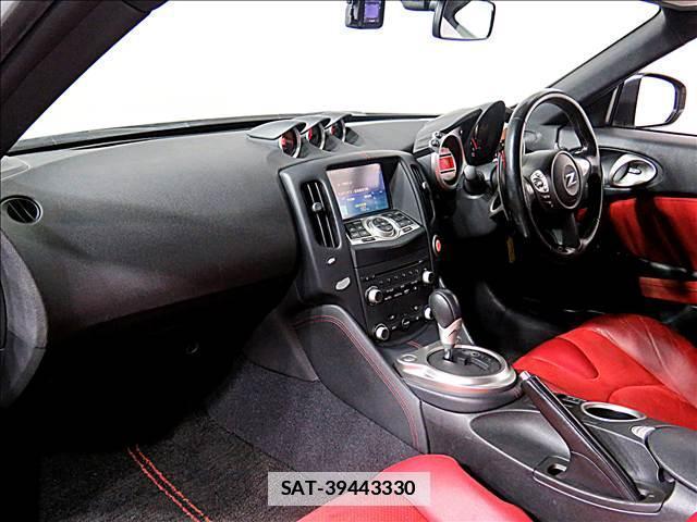 Nissan FAIRLADY Z 2010-09 7802871-12