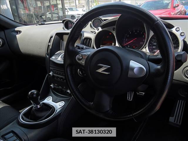 Nissan FAIRLADY Z 2017-01 7802894-2
