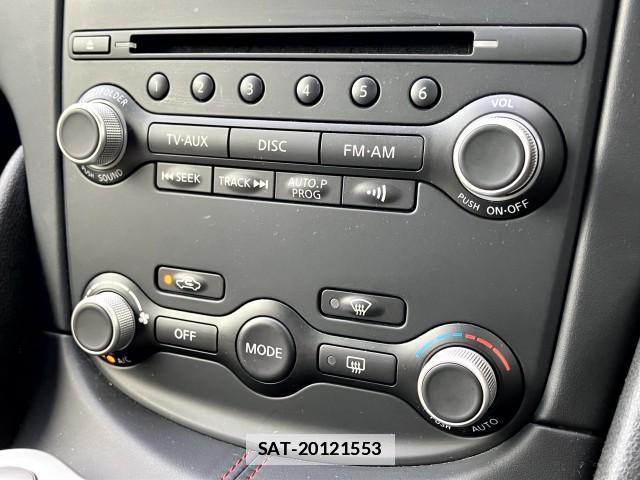 Nissan FAIRLADY Z 2010-03 7809836-12