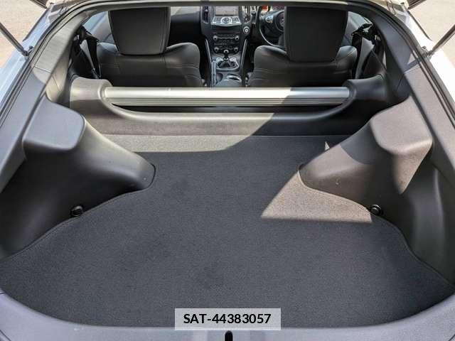 Nissan FAIRLADY Z 2009-06 7809896-11