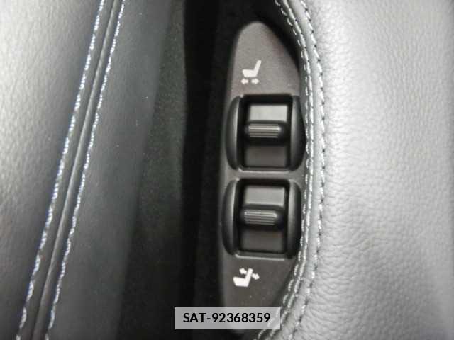 Nissan FAIRLADY Z 2023-07 7810887-13