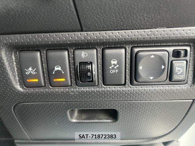 Mazda FAMILIA VAN 2017-07 7805852-18