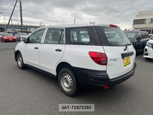 Mazda FAMILIA VAN 2017-07 7805852-4
