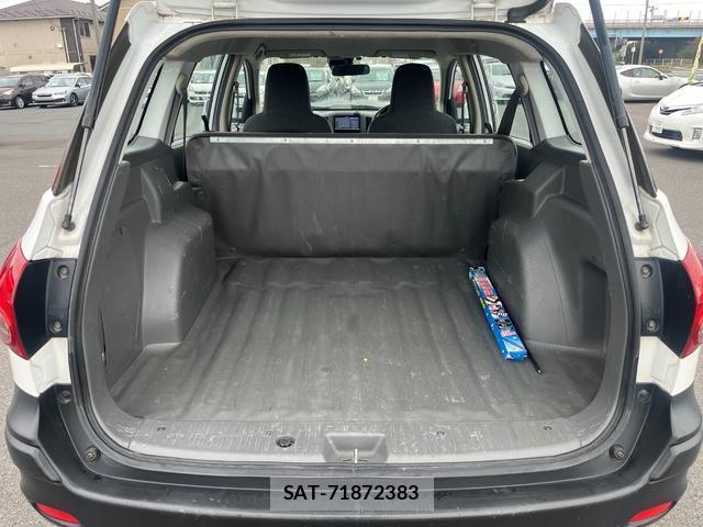 Mazda FAMILIA VAN 2017-07 7805852-9