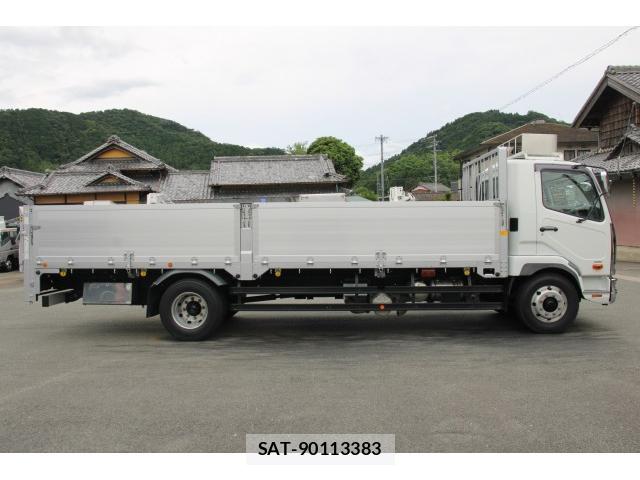 MITSUBISHI FUSO Fighter 2011-08 7793530-4
