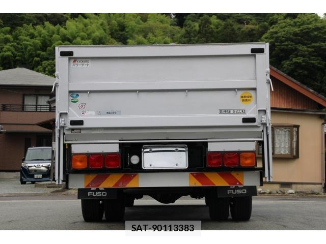 MITSUBISHI FUSO Fighter 2011-08 7793530-7