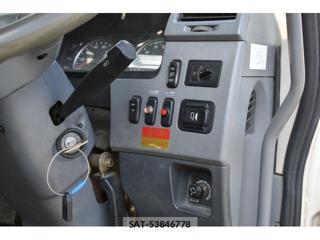 MITSUBISHI FUSO Fighter 2006-12 7796538-11