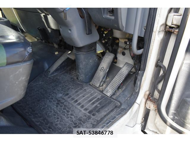 MITSUBISHI FUSO Fighter 2006-12 7796538-9