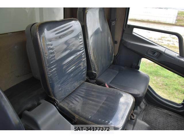 MITSUBISHI FUSO Fighter 2006-10 7796549-16