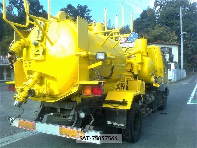 MITSUBISHI FUSO Fighter 2005-12 7798385-3