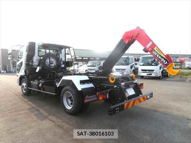MITSUBISHI FUSO Fighter 2026-03 7800301-13