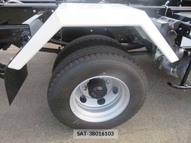 MITSUBISHI FUSO Fighter 2026-03 7800301-8