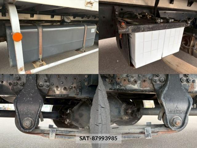 MITSUBISHI FUSO Fighter 2013-08 7805643-12