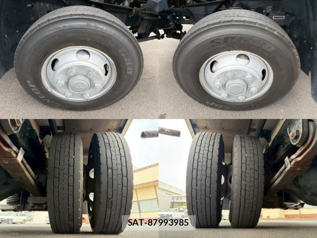 MITSUBISHI FUSO Fighter 2013-08 7805643-14