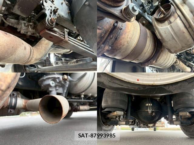 MITSUBISHI FUSO Fighter 2013-08 7805643-15
