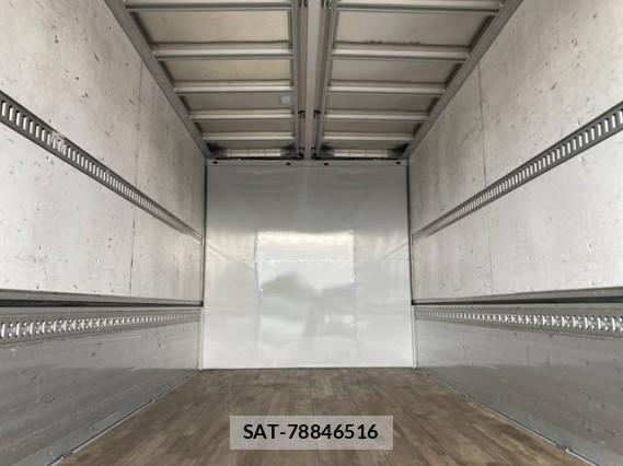 MITSUBISHI FUSO Fighter 2021 7808098-16