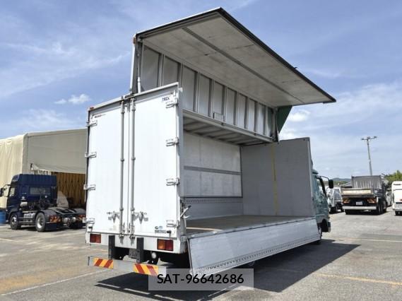 MITSUBISHI FUSO Fighter 2015 7808131-1