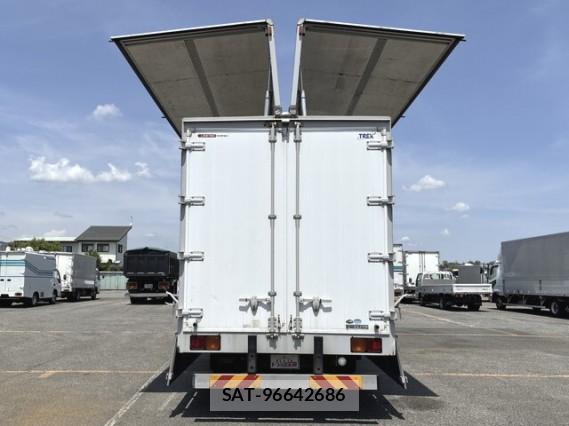 MITSUBISHI FUSO Fighter 2015 7808131-14