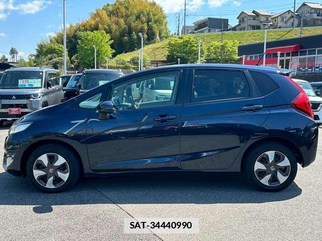 Honda FIT HYBRID 2017-03 7795684-9