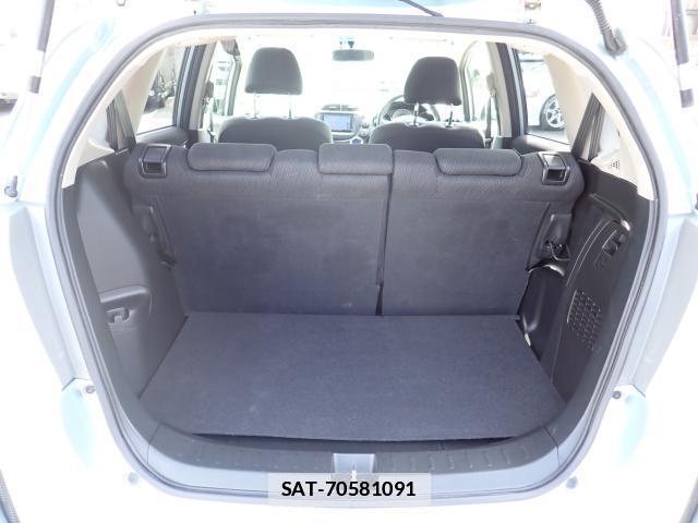 Honda FIT HYBRID 2012-06 7796062-18