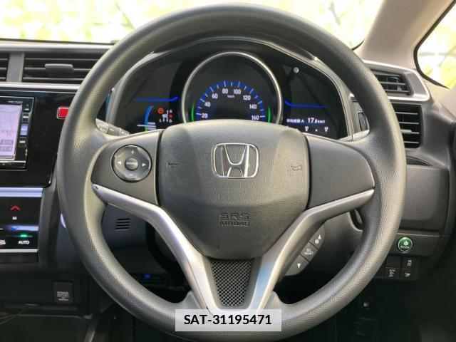 Honda FIT HYBRID 2016-10 7796574-13