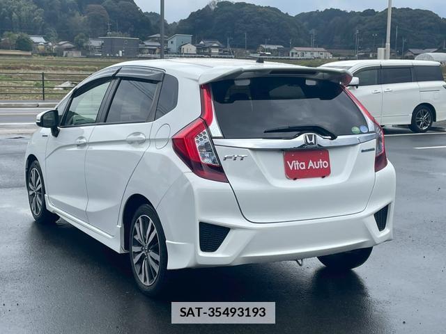 Honda FIT HYBRID 2015-04 7797185-19