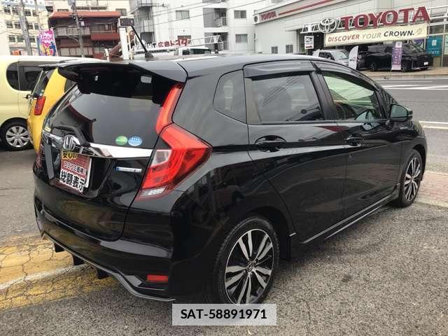 Honda FIT HYBRID 2018-03 7797577-1
