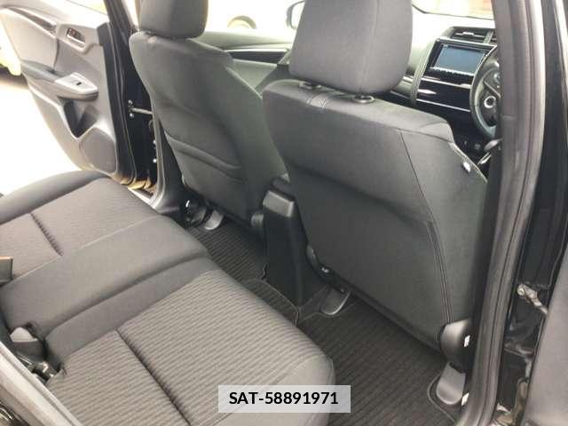 Honda FIT HYBRID 2018-03 7797577-2