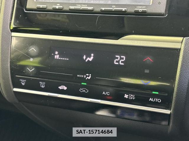 Honda FIT HYBRID 2013-09 7797670-12