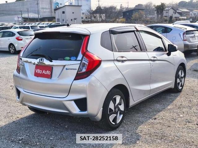 Honda FIT HYBRID 2015-02 7798532-13