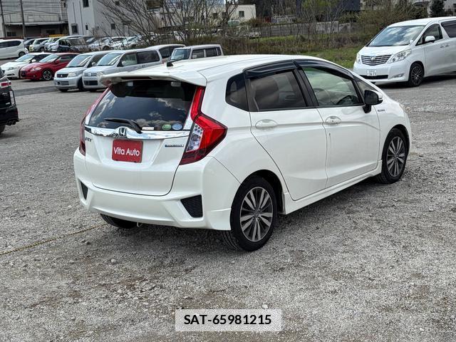 Honda FIT HYBRID 2013-10 7798534-12