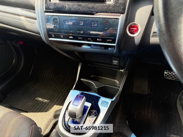 Honda FIT HYBRID 2013-10 7798534-8