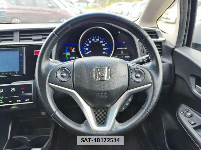 Honda FIT HYBRID 2013-10 7798536-18