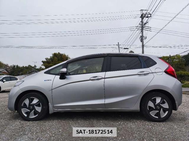Honda FIT HYBRID 2013-10 7798536-2